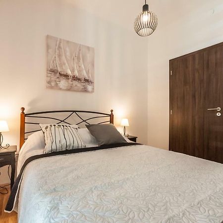Apartment Sunny Place Задар Екстер'єр фото